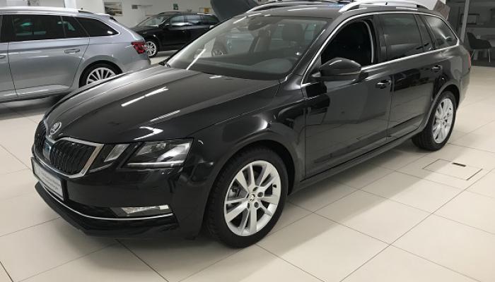 Skoda Octavia Combi 1,4 TSI Style vorne
