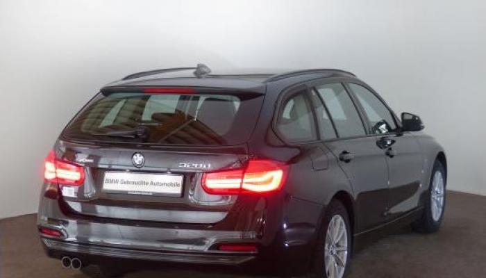 BMW 320d xDrive Touring hinten