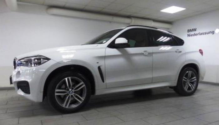 BMW X6 xDrive30d vorne