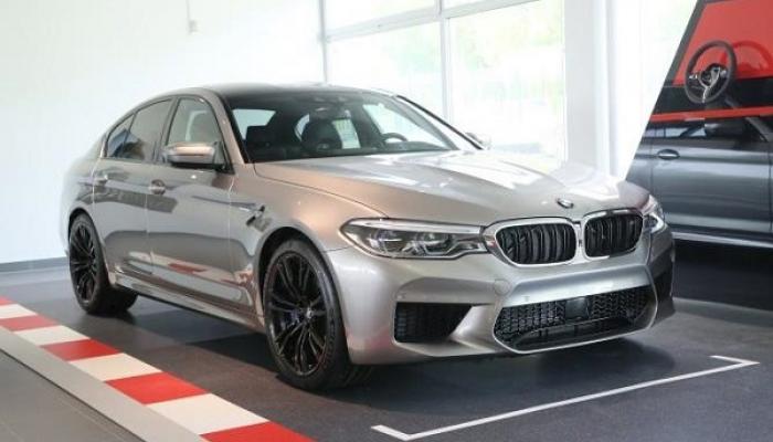 BMW M5 Limousine vorne