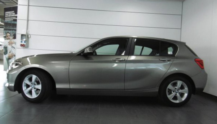 BMW 120d 5-Türer vorne
