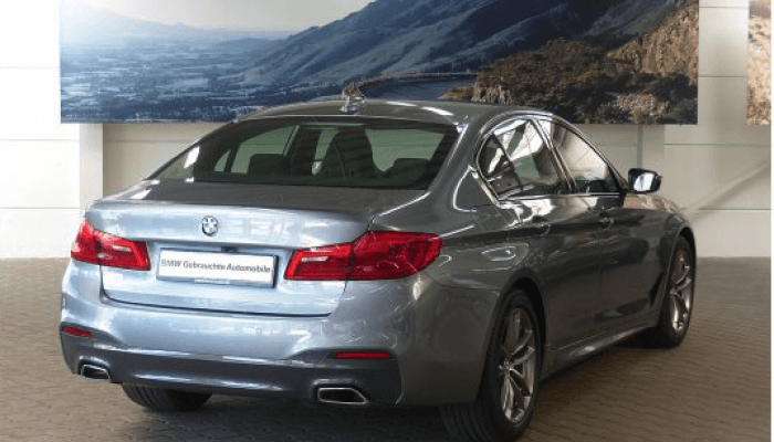 BMW 520d Limousine hinten