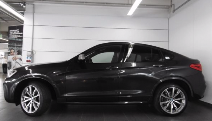 BMW X4 M40i vorne