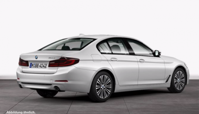 BMW 530d Limousine hinten