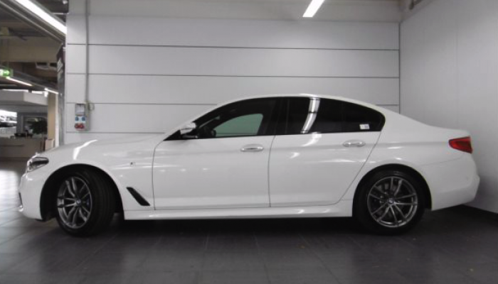 BMW 530i xDrive Limousine vorne