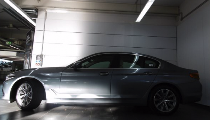BMW 540i Limousine vorne