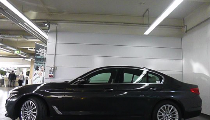 BMW 520d xDrive Limousine vorne