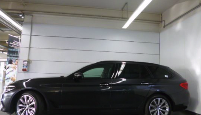 BMW 520d Touring vorne