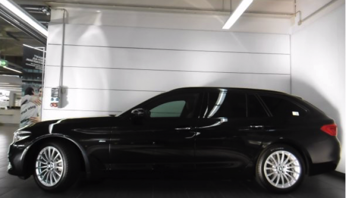 BMW 530d Touring vorne