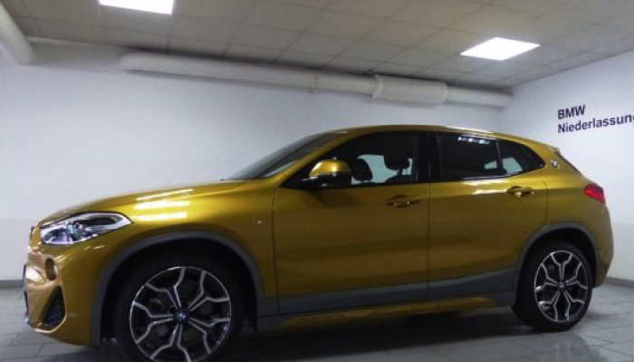 BMW X2 xDrive20d vorne