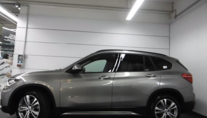 BMW X1 xDrive20d vorne