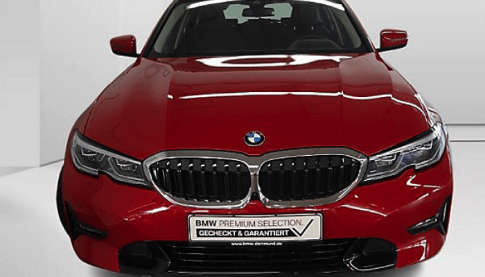 BMW 318i Touring vorne