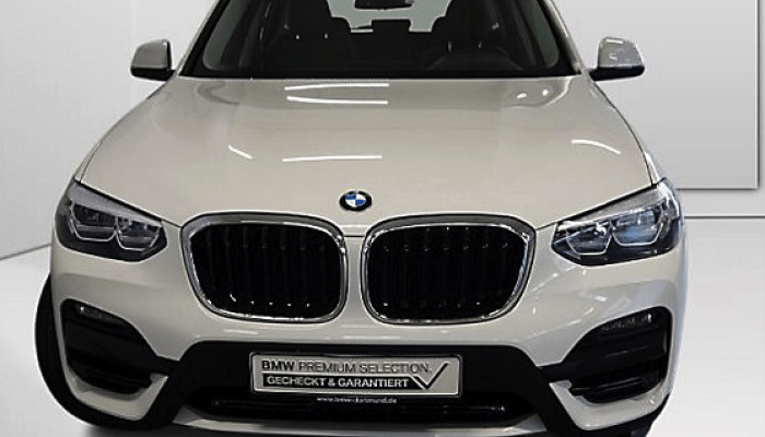 BMW X3 xDrive 20i vorne