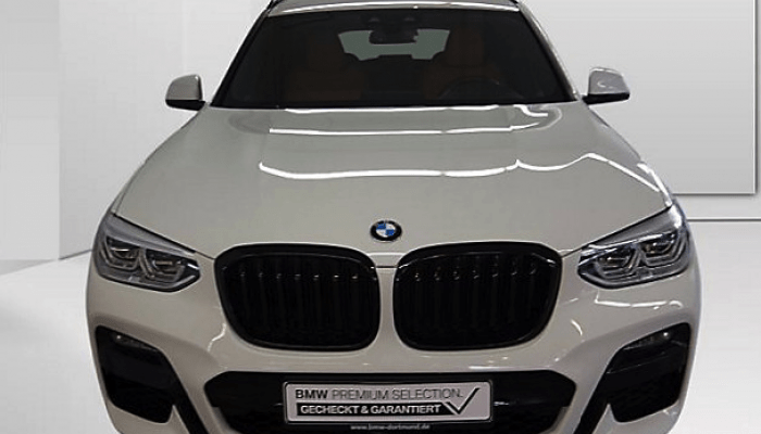 BMW X3 xDrive 20d vorne