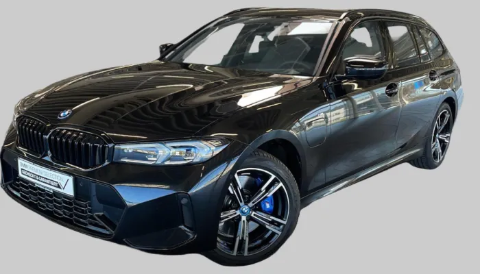 BMW 330e xDrive Touring vorne