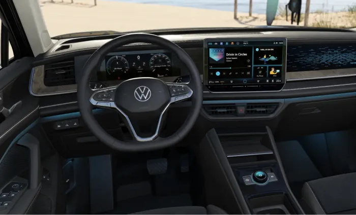 VW Tayron Elegance 1,5 l eHybrid innen