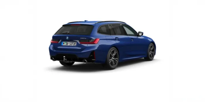 BMW 330e Touring hinten