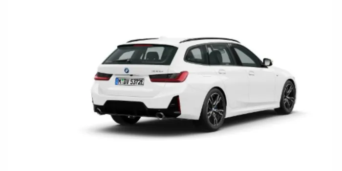 BMW 330e Touring hinten