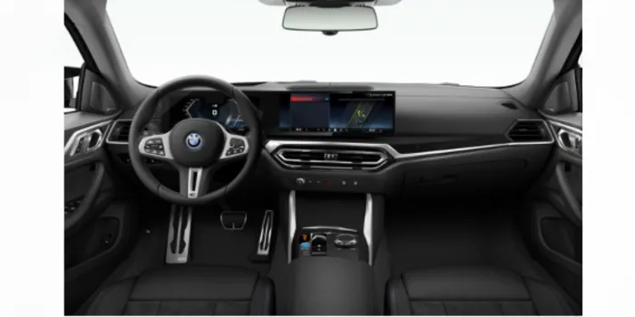 BMW I4 M50 GRAN COUPÉ innen