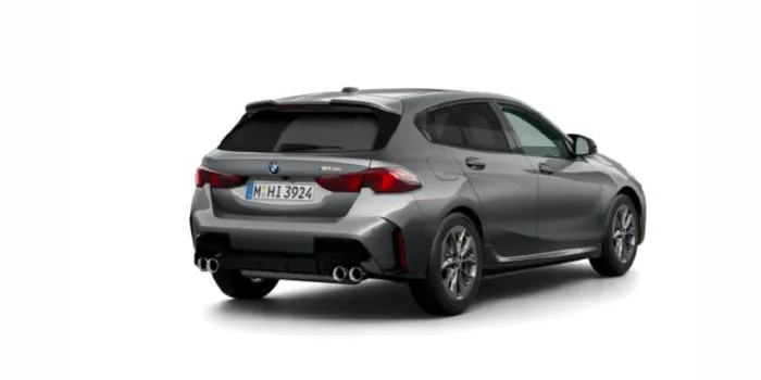 BMW M135 xDrive hinten