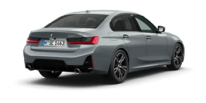 BMW 320i Limousine hinten