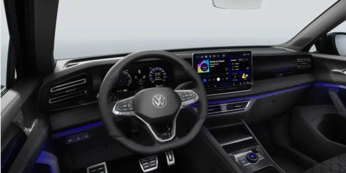 VW Tiguan R-Line 1.5 eHybrid innen