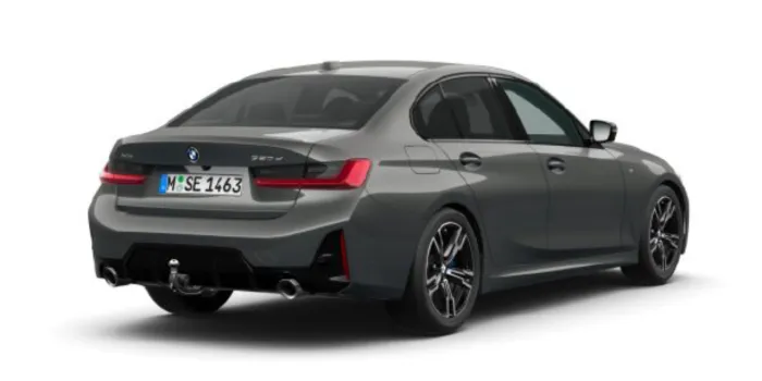 BMW 320d xDrive Limousine hinten