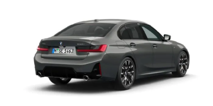 BMW 330i xDrive Limousine hinten