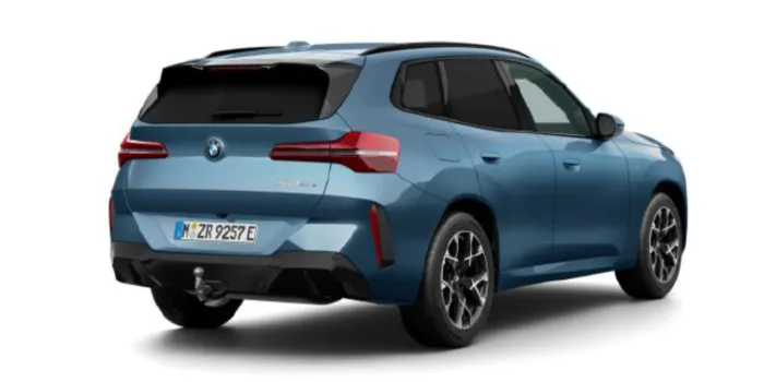 BMW X3 30e xDrive hinten